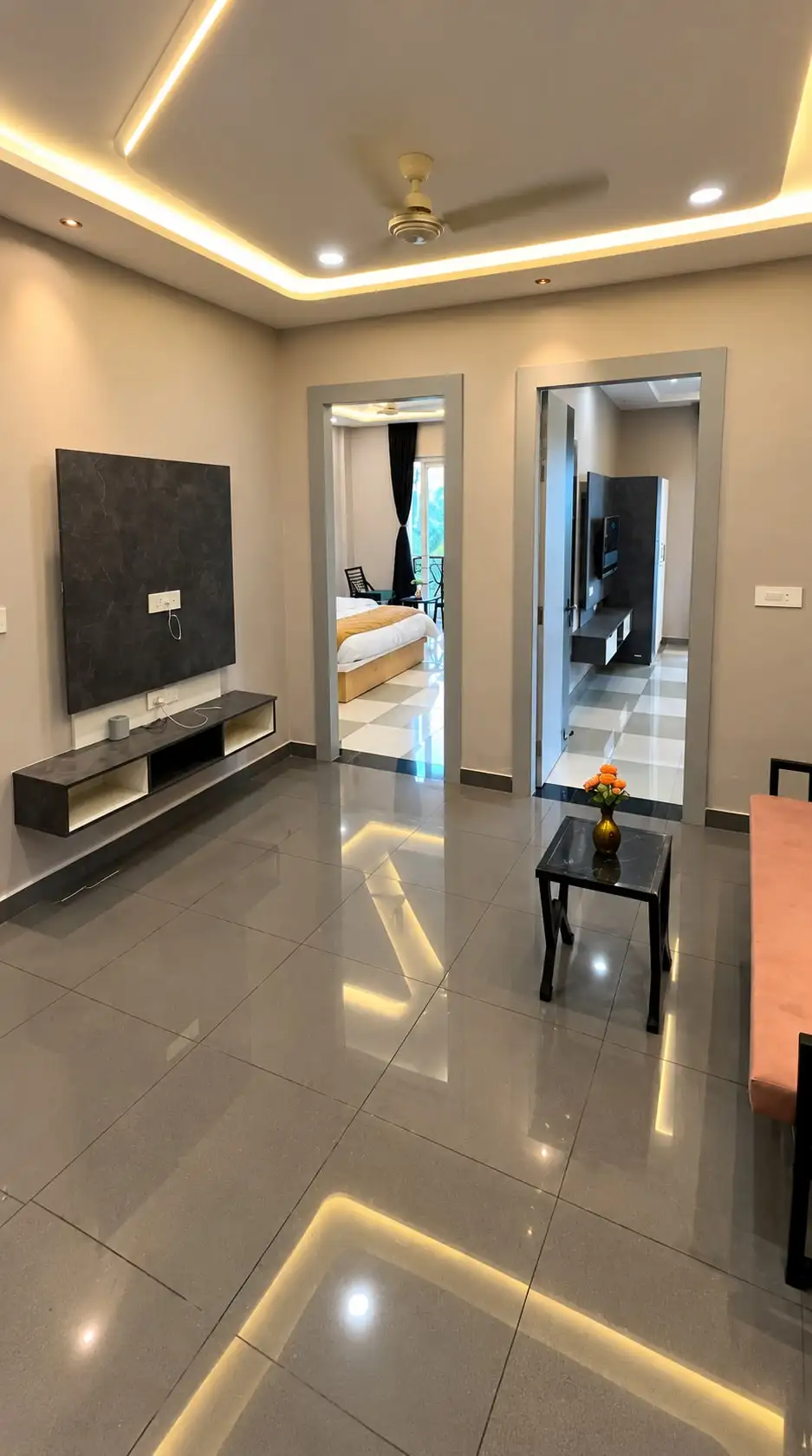 Drawing area in a Family Suite